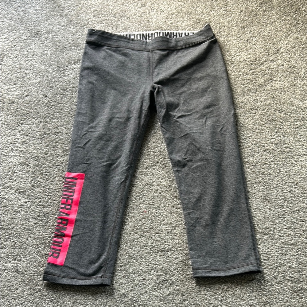 Under Armour cropped workout pants